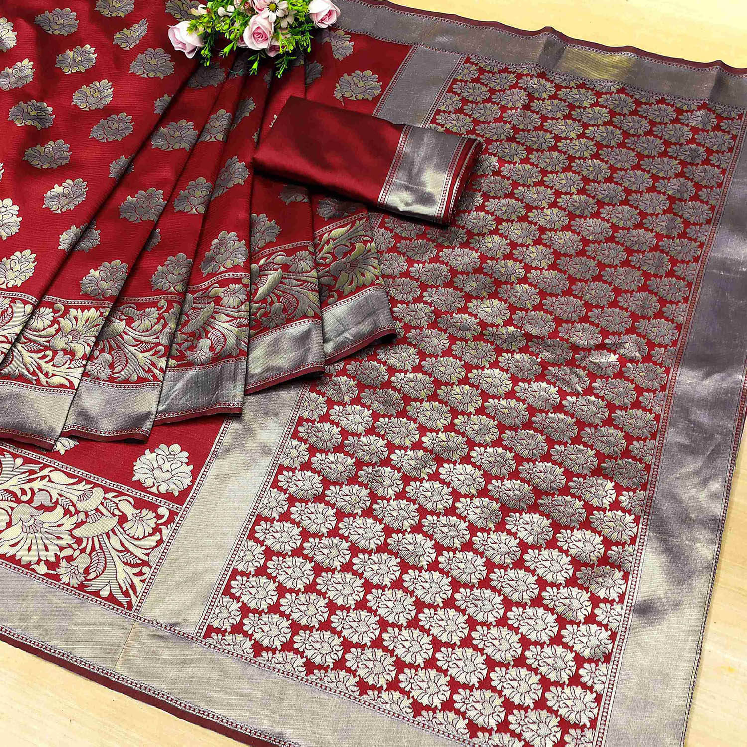 Trijal Fab Banarasi Silk Woven Saree With Unstitched Blouse Piece ( Maroon ) Trijal Fab Banarasi Silk Woven Saree With Unstitched Blouse Piece ( Maroon )