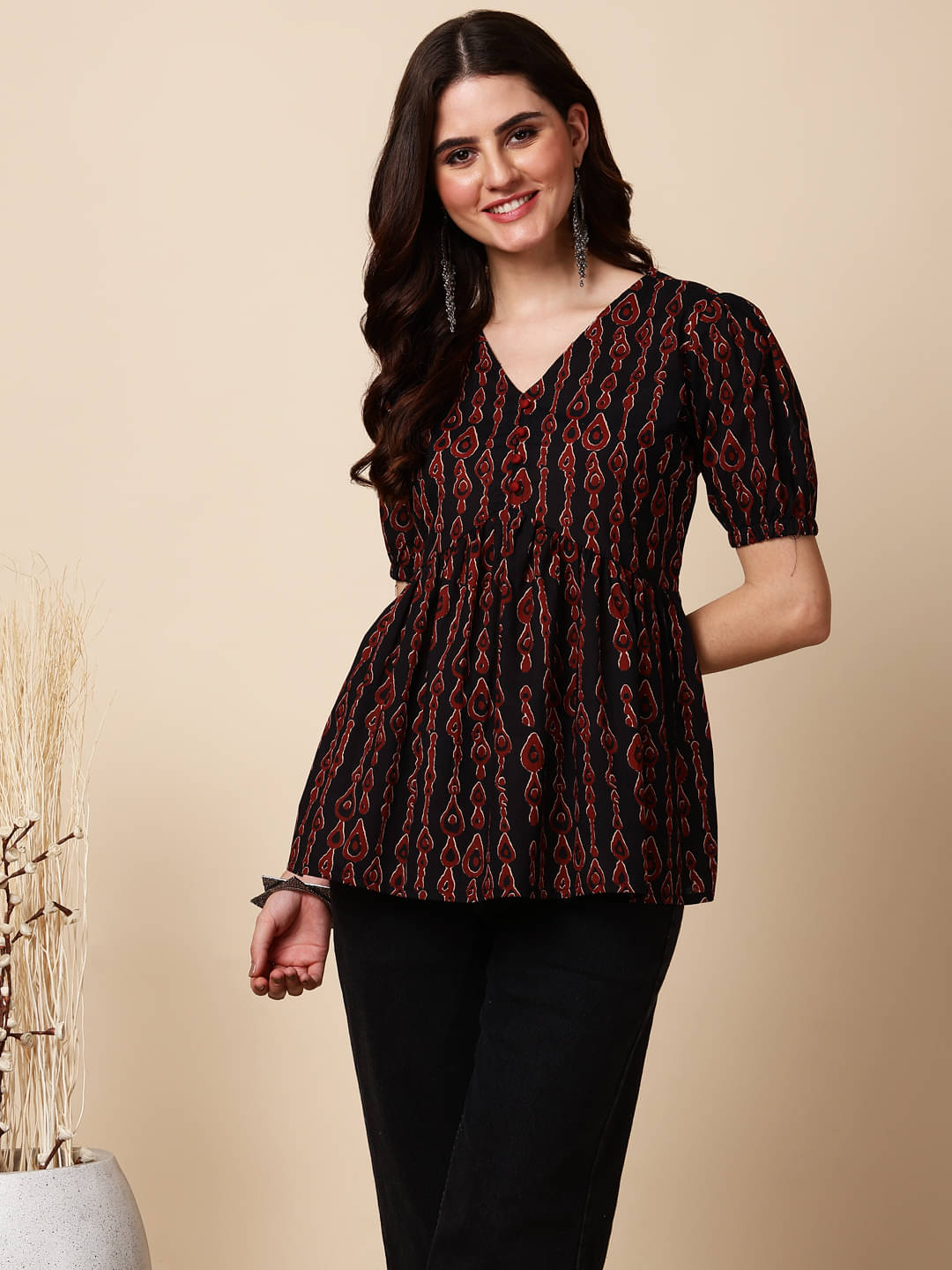 Antaran Women's Cotton Regular Top ( Black )     			Antaran Women's Cotton Regular Top ( Black )