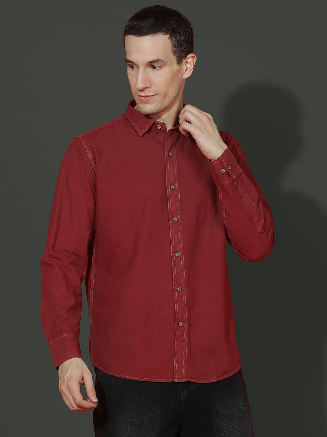 EPPE Denim Regular Fit Solids Full Sleeves Men's Casual Shirt - Wine ( Pack of 1 )     			EPPE Denim Regular Fit Solids Full Sleeves Men's Casual Shirt - Wine ( Pack of 1 )