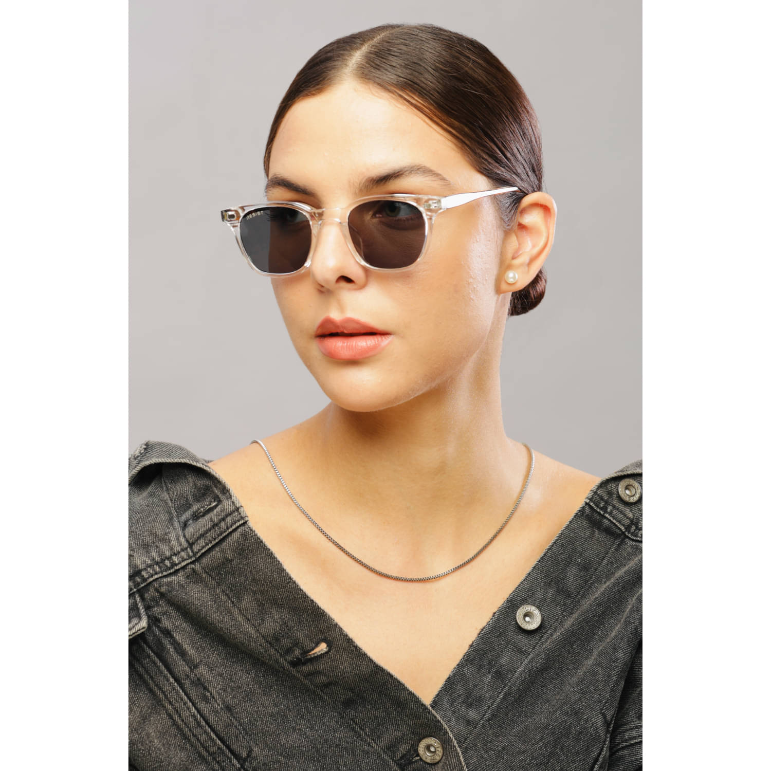 RESIST EYEWEAR Black Square Sunglasses ( Pack of 1 ) RESIST EYEWEAR Black Square Sunglasses ( Pack of 1 )