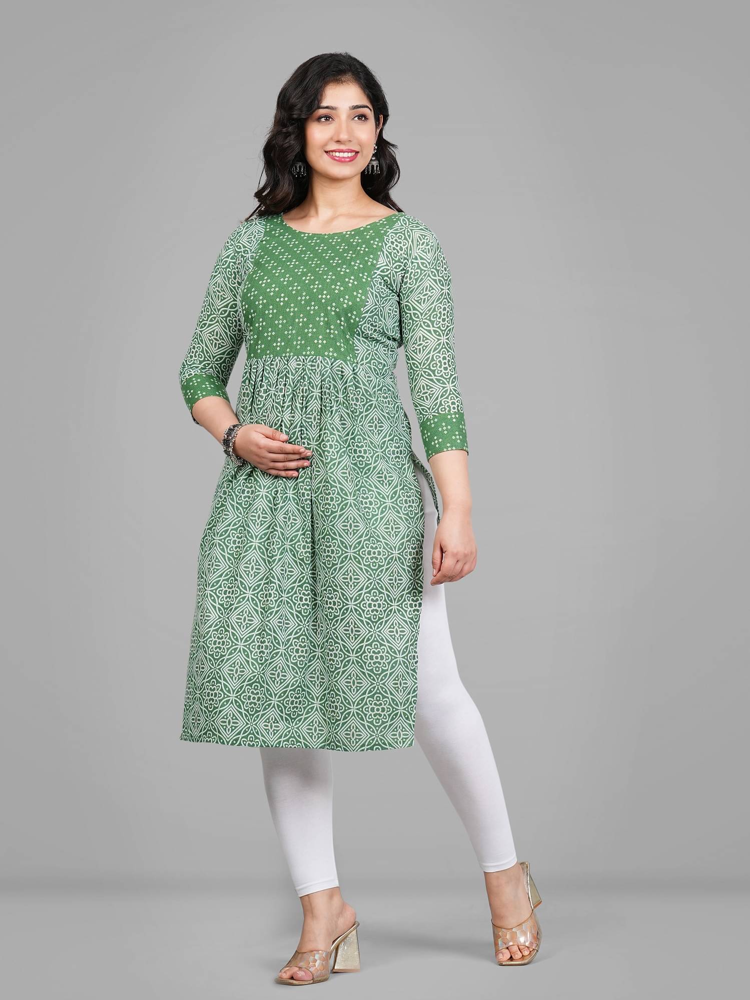     			Parastri Green Cotton Maternity Kurta