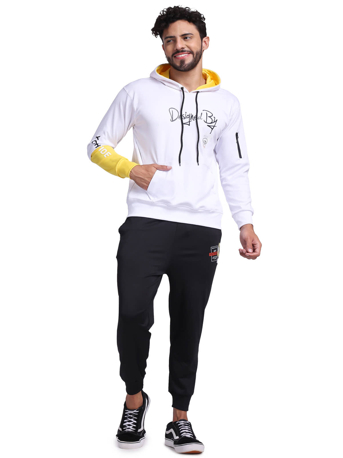 yellow tree White Polyester Relaxed Fit Men's Tracksuit ( Pack of 1 )