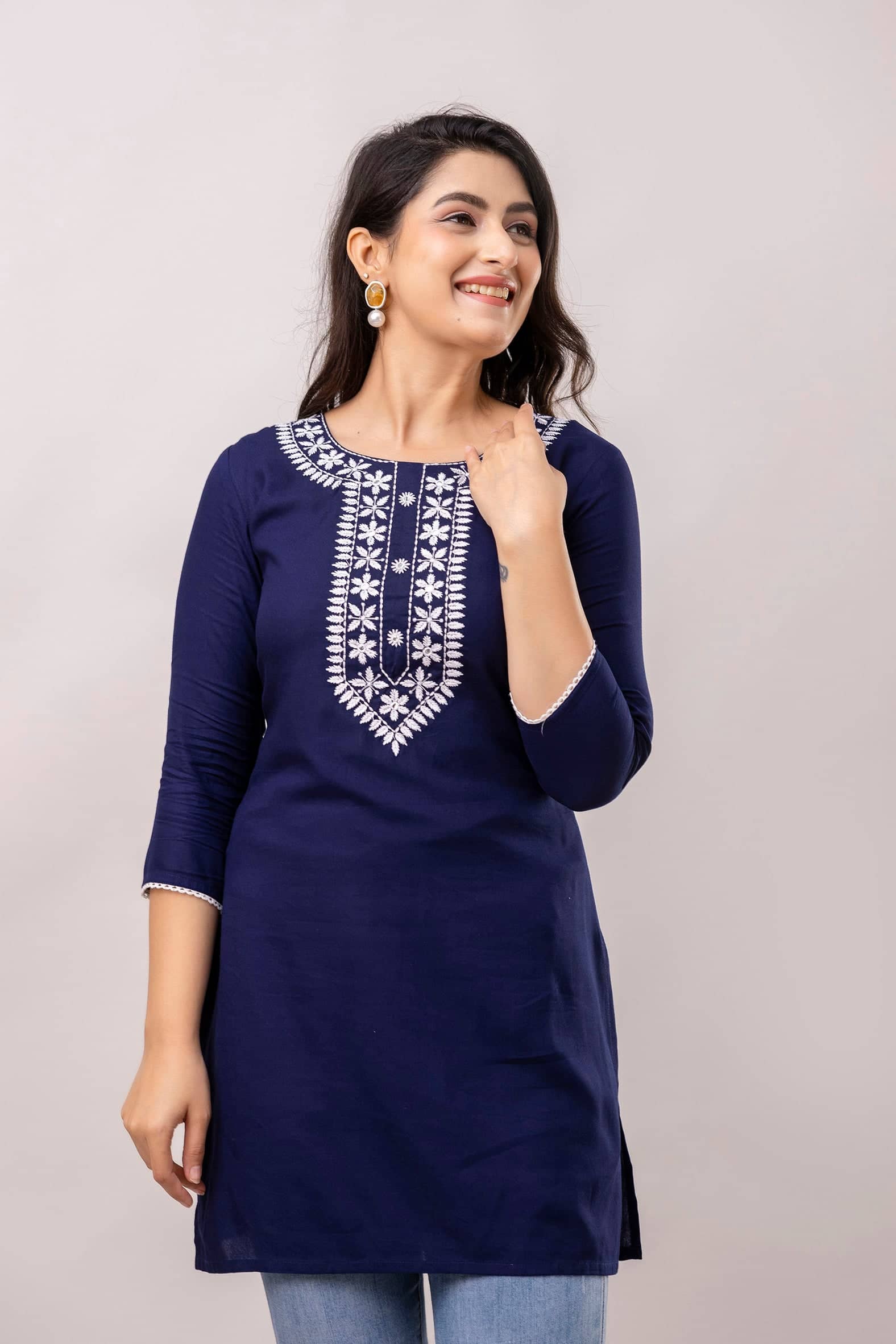 Frionkandy Rayon Embroidered Straight Women's Kurti - Navy ( Pack of 1 ) - Kurtis, Tunics | Buy online on ZillyBuy