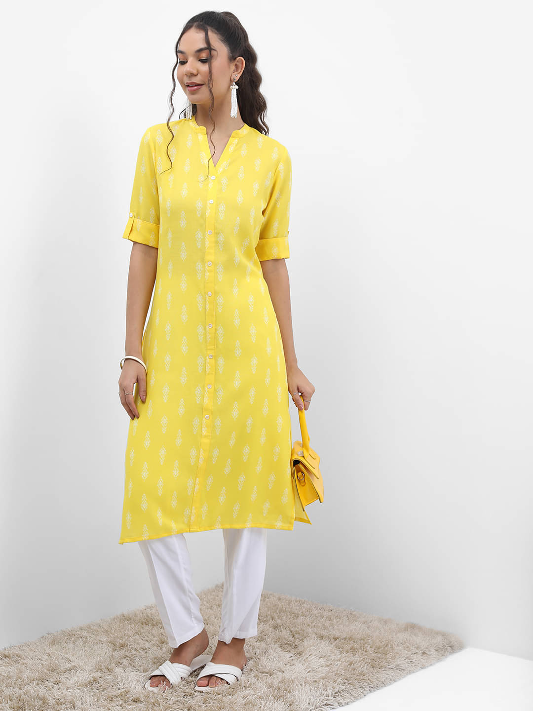 Ketch Polyester Printed Straight Women's Kurti - Yellow ( Pack of 1 ) Ketch Polyester Printed Straight Women's Kurti - Yellow ( Pack of 1 )
