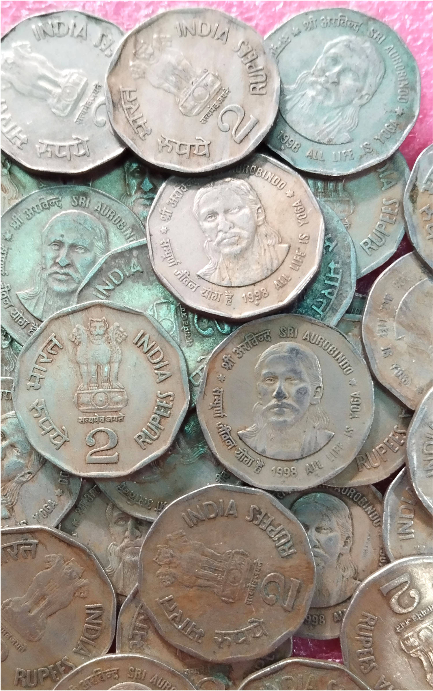     			2 RUPEES COMMEMORATIVE SRI AUROBINDO ALL LIFE IS YOGA