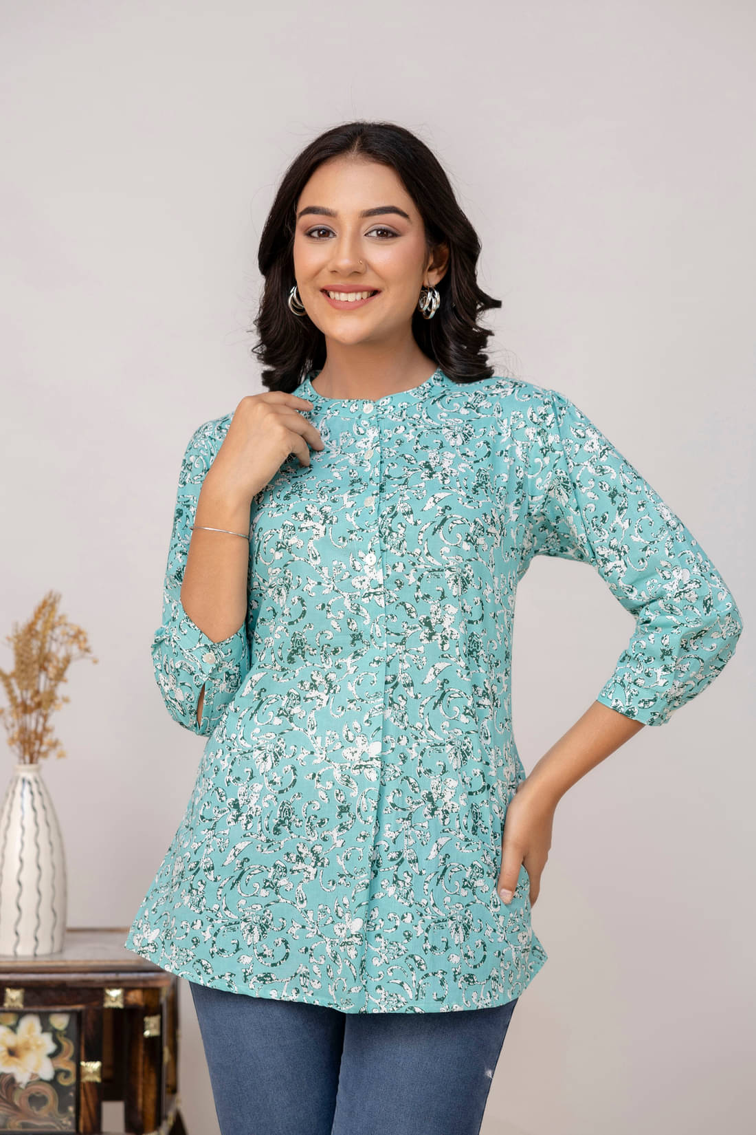 Kohsh Women's Cotton Regular Top ( Green ) Kohsh Women's Cotton Regular Top ( Green )
