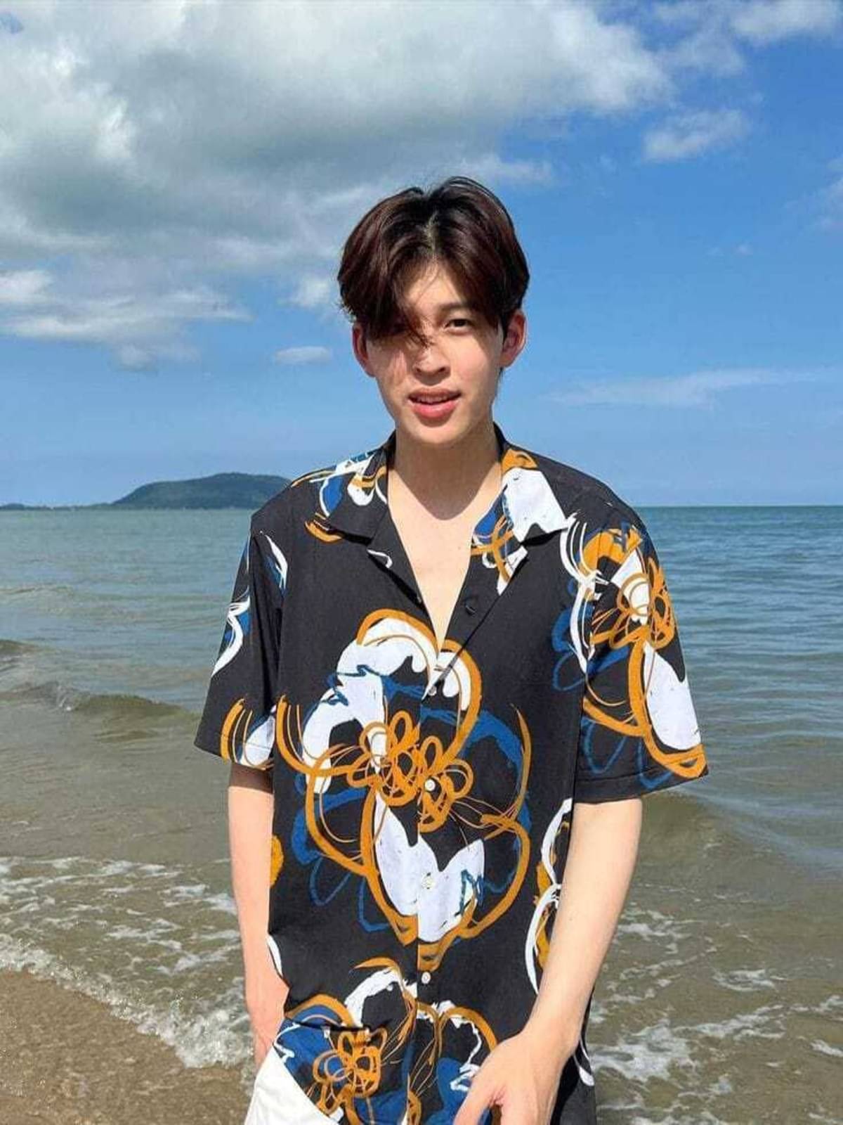 yellow tree Polyester Regular Fit Printed Half Sleeves Men's Casual Shirt - Black ( Pack of 1 ) yellow tree Polyester Regular Fit Printed Half Sleeves Men's Casual Shirt - Black ( Pack of 1 )