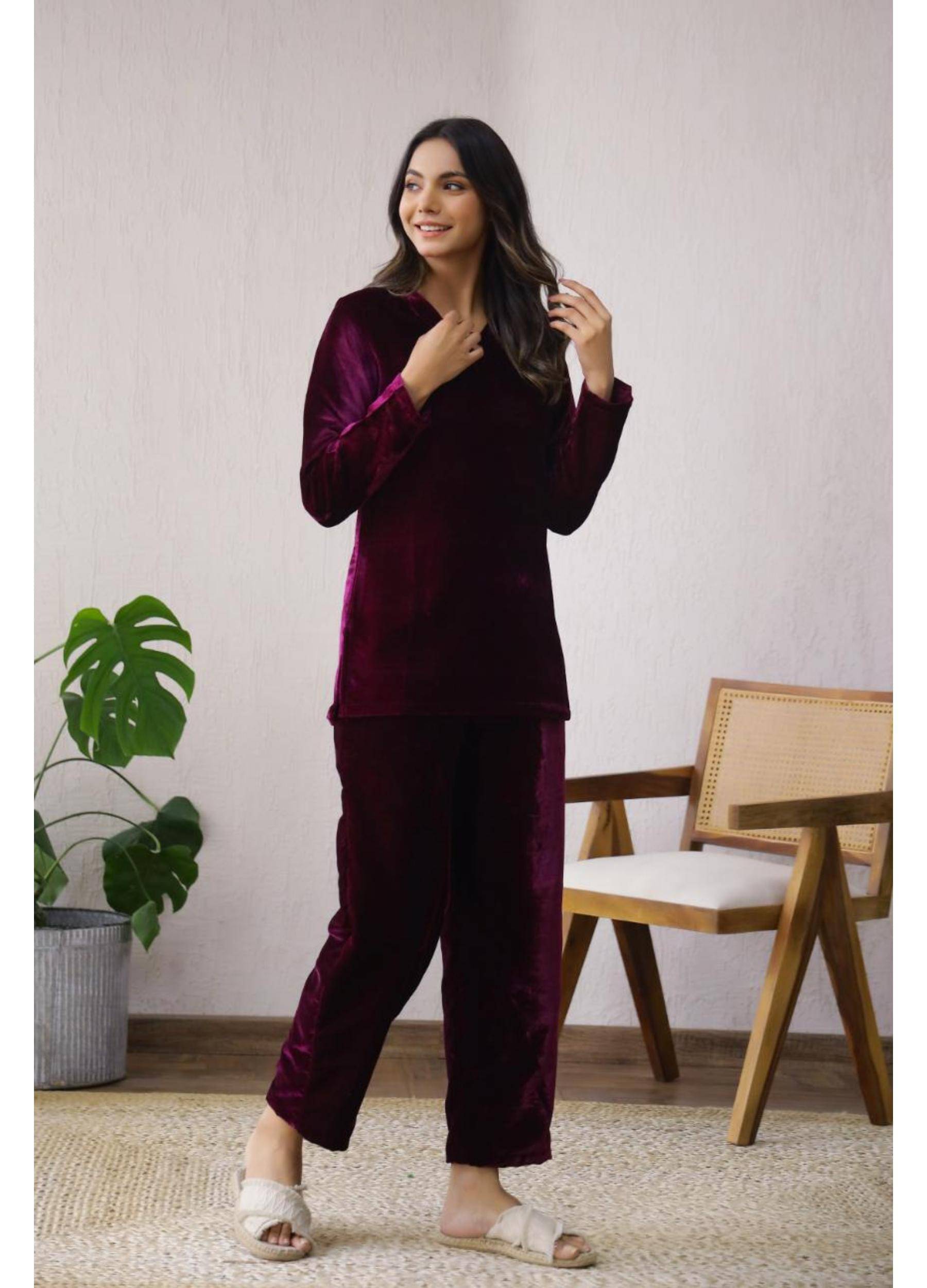     			Label Flavia Women Solid Shirt With Trousers Co-Ord Set ( Wine )