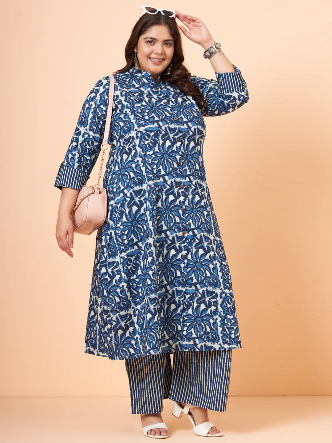     			Tissu Cotton Printed Kurti With Palazzo Women's Stitched Salwar Suit - Navy Blue ( Pack of 1 )