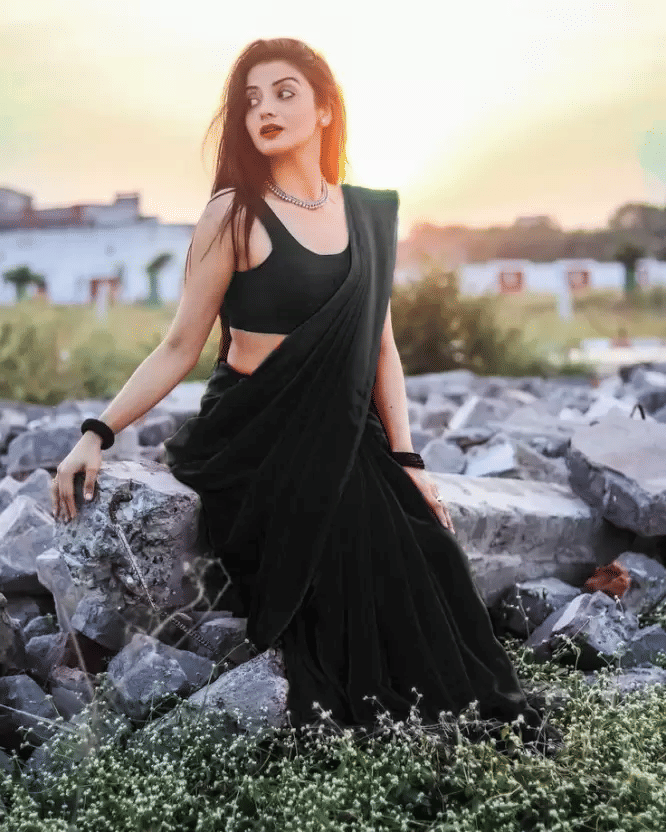 ASTYLOR Georgette Solid Saree Without Blouse Piece ( Black ) ASTYLOR Georgette Solid Saree Without Blouse Piece ( Black )