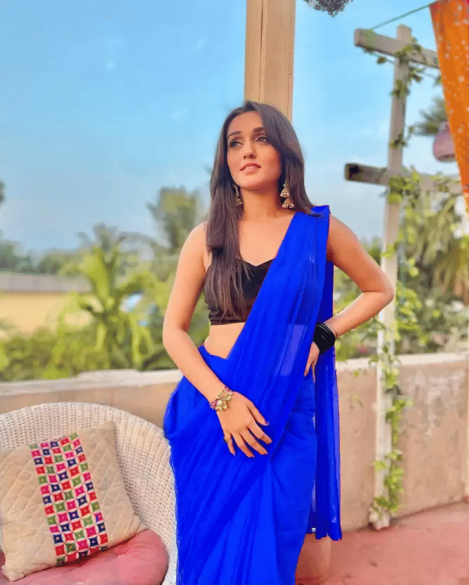 ASTYLOR Georgette Solid Saree Without Blouse Piece ( Blue ) ASTYLOR Georgette Solid Saree Without Blouse Piece ( Blue )
