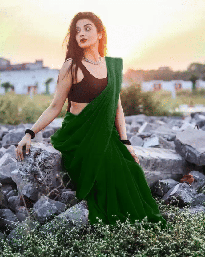 ASTYLOR Georgette Solid Saree Without Blouse Piece ( Green ) ASTYLOR Georgette Solid Saree Without Blouse Piece ( Green )
