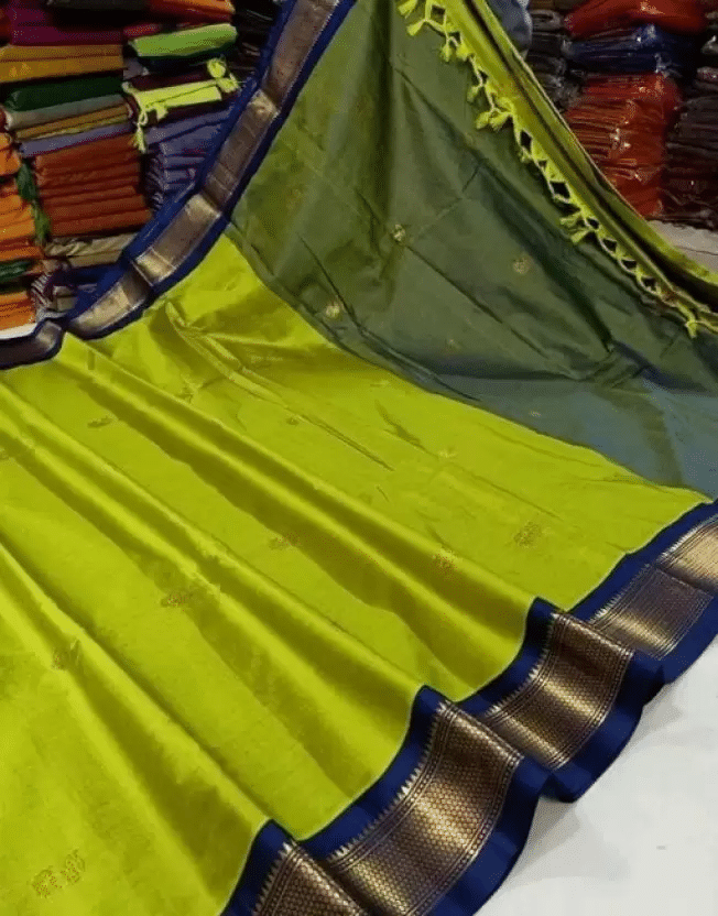     			VEERAIVA Cotton Silk Woven Saree With Unstitched Blouse Piece ( Multicolor9 )