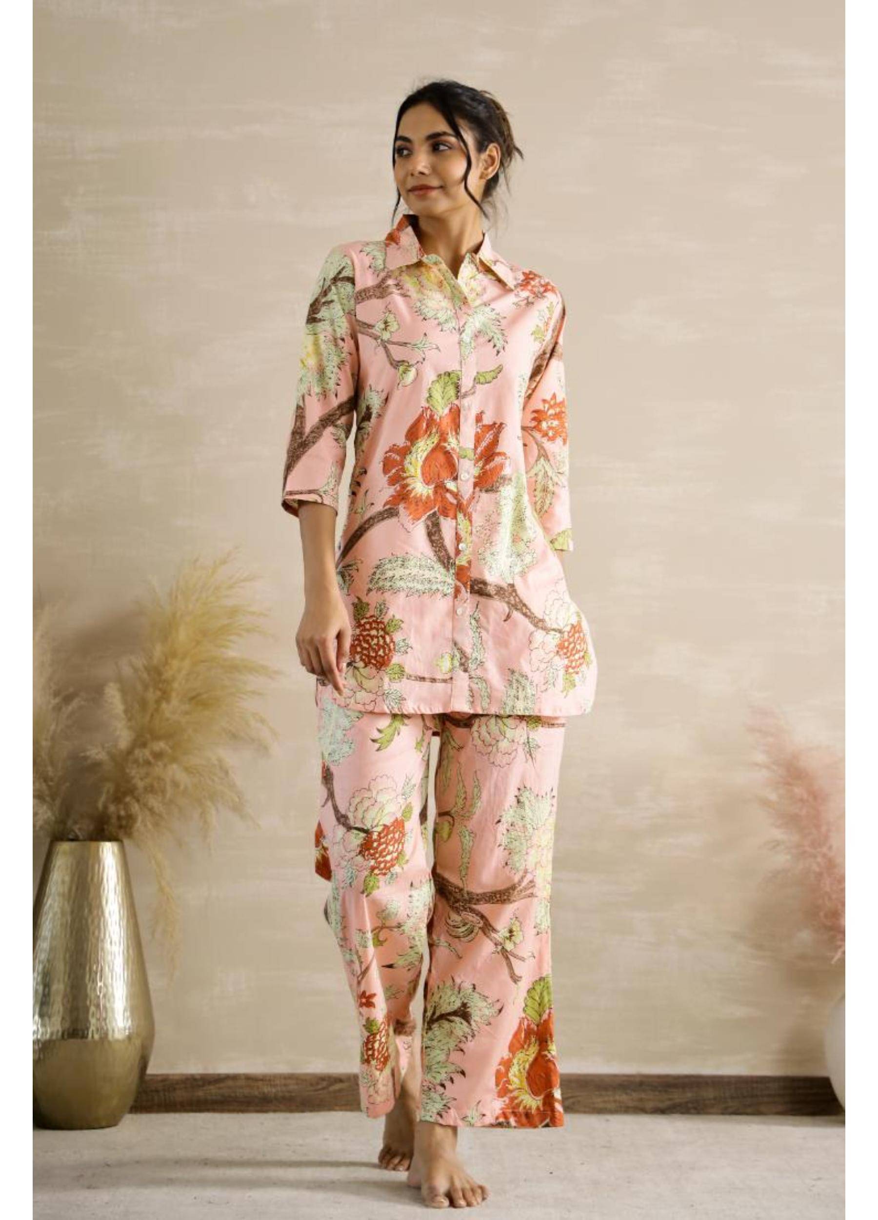     			Label Flavia Women Printed Tunic Trouser Co-Ord Set ( Multi Color )