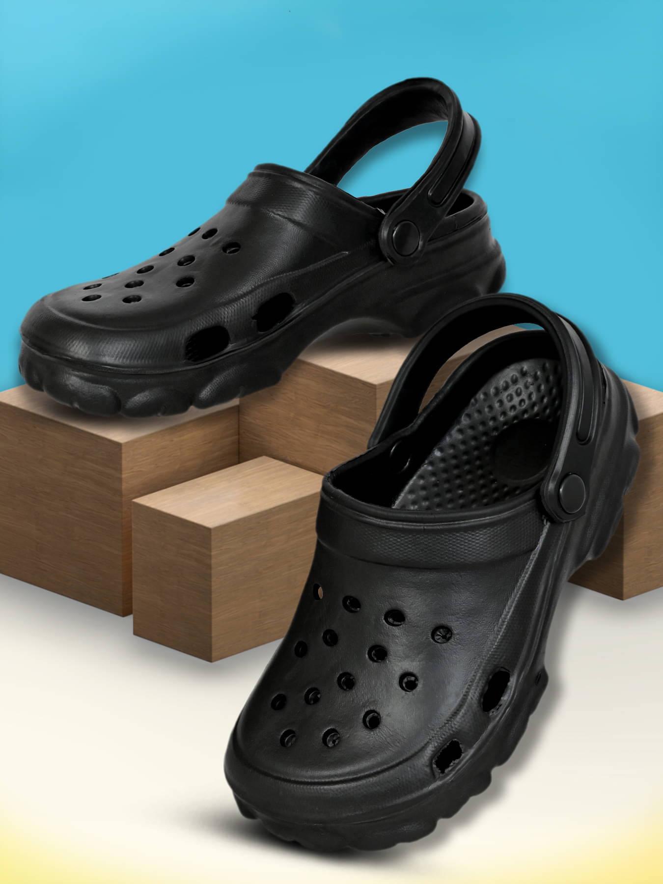     			Altek - Black Men's Clogs