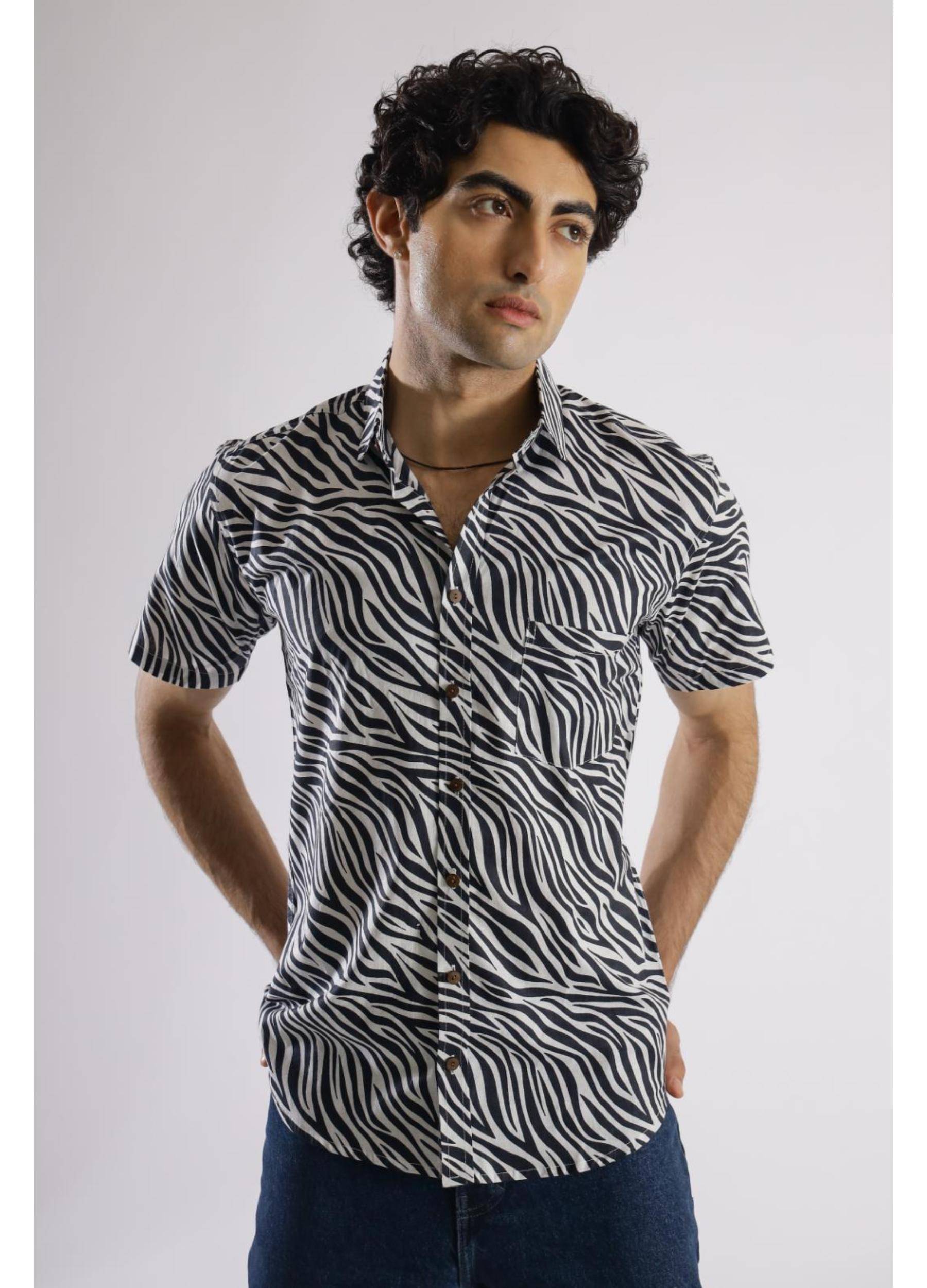     			Label Flavia 100% Cotton Regular Fit Printed Half Sleeves Men's Casual Shirt - Multicolor ( Pack of 1 )