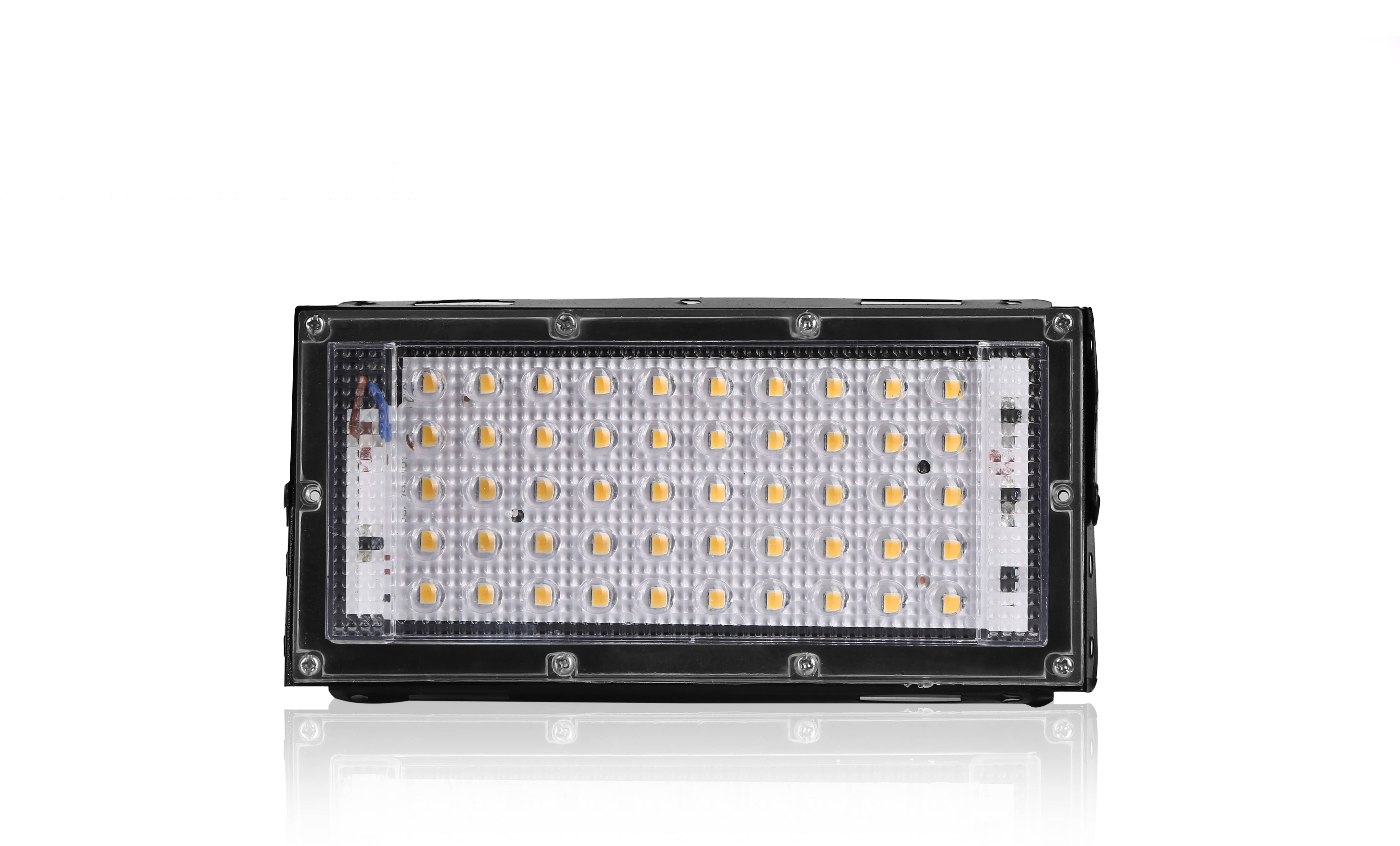 SPARKWORLD Flood Light Cool Day Light - Pack of 1 SPARKWORLD Flood Light Cool Day Light - Pack of 1
