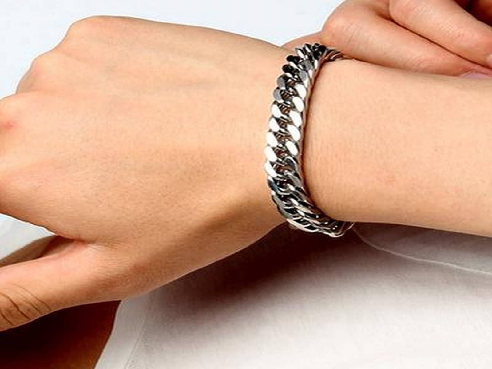 Beauden Silver Bracelet ( Pack of 1 ) - Bangles & Bracelets | Buy online on ZillyBuy
