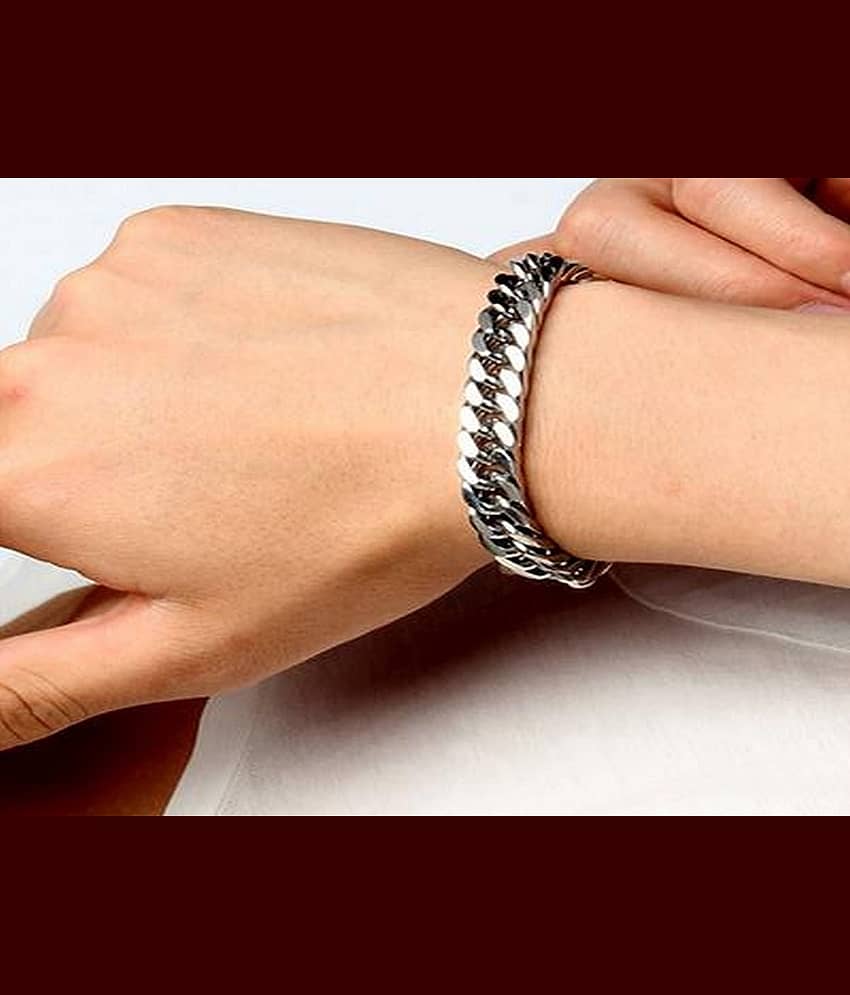 Beauden Silver Bracelet ( Pack of 1 ) - Bangles & Bracelets | Buy online on ZillyBuy