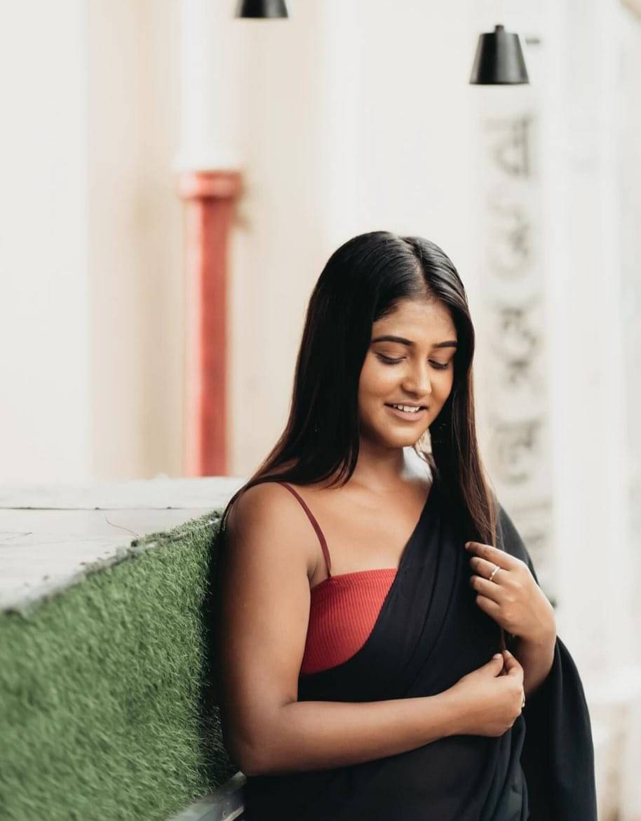 Kashvi Sarees Georgette Dyed Saree With Unstitched Blouse Piece ( Black )     			Kashvi Sarees Georgette Dyed Saree With Unstitched Blouse Piece ( Black )