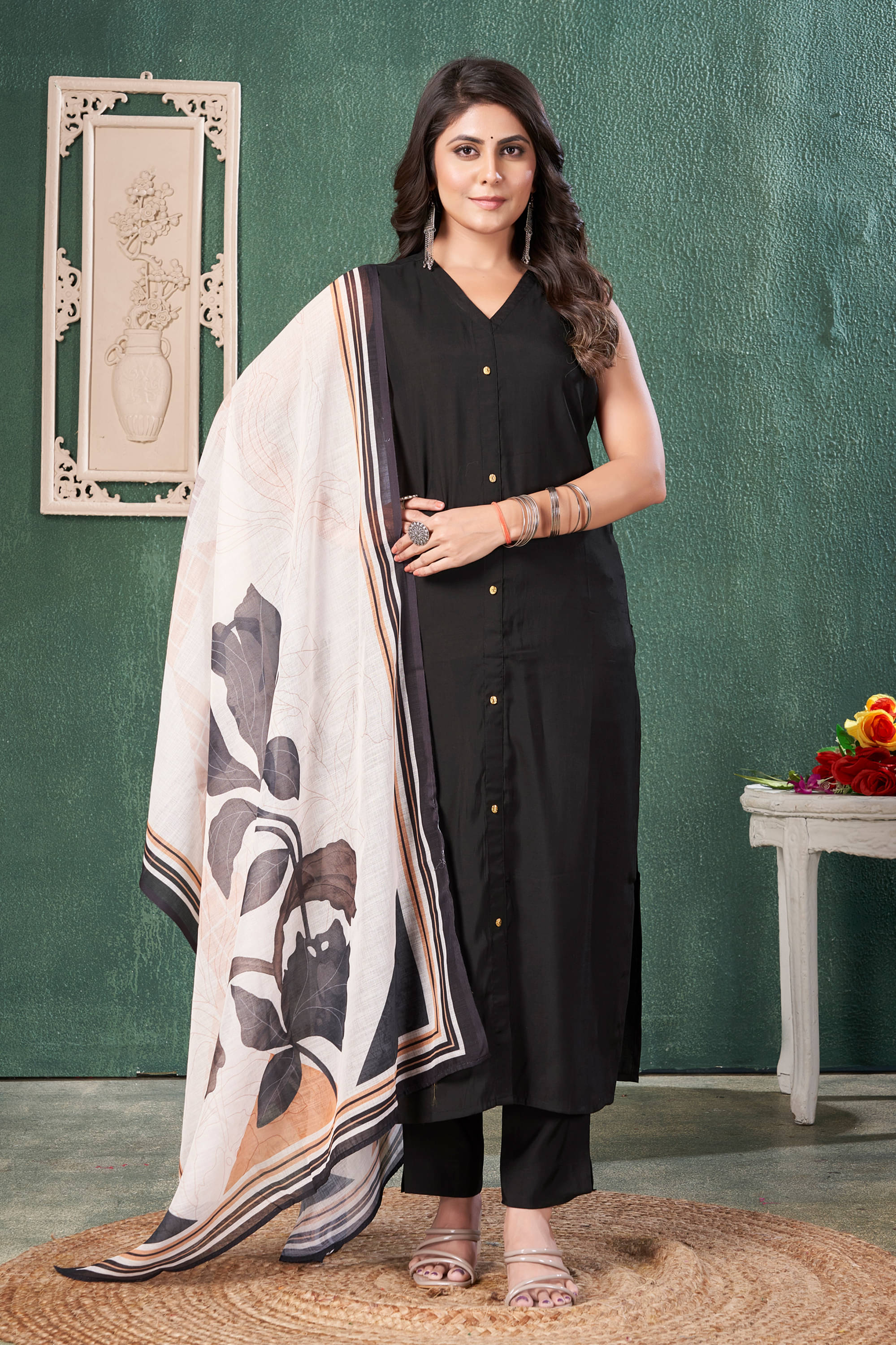     			MOJILAA Silk Solid Kurti With Pants Women's Stitched Salwar Suit - Black ( Pack of 1 )