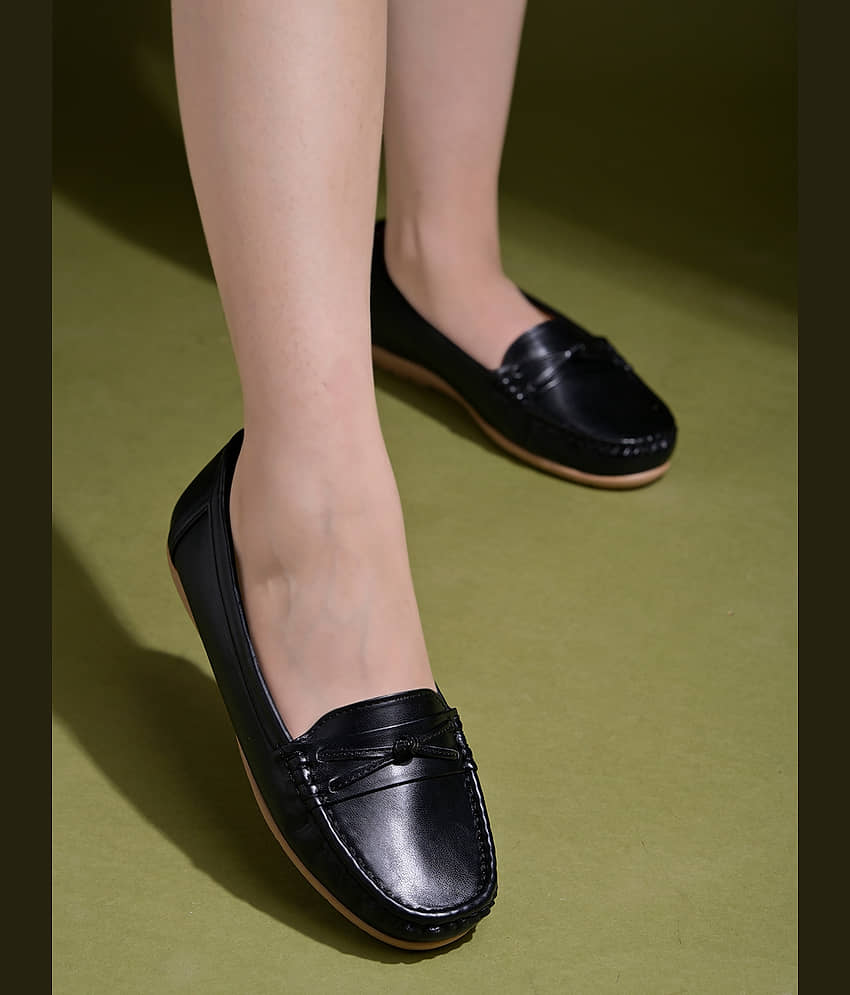 Shoetopia Cream Women's Loafers - Casual Shoes | Buy online on ZillyBuy