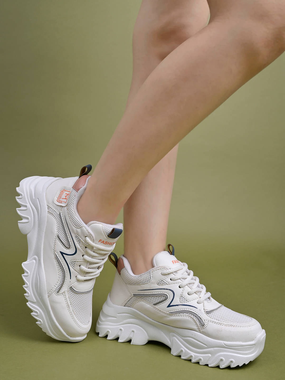     			Shoetopia White Women's Sneakers