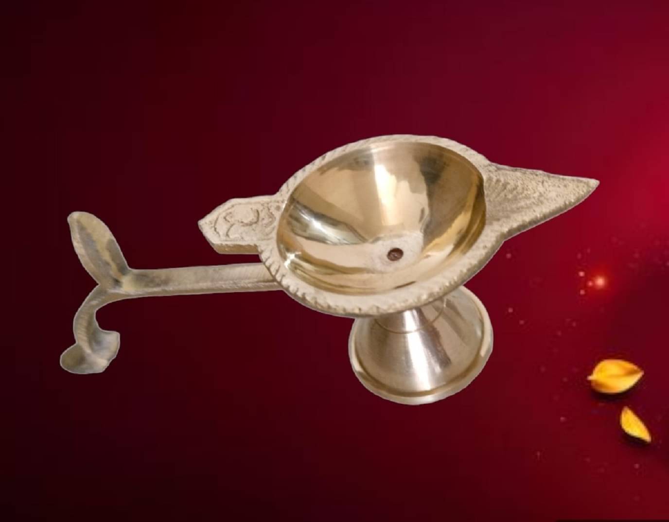 Spherulemuster Brass Table Diya - Pack of 1 Spherulemuster Brass Table Diya - Pack of 1