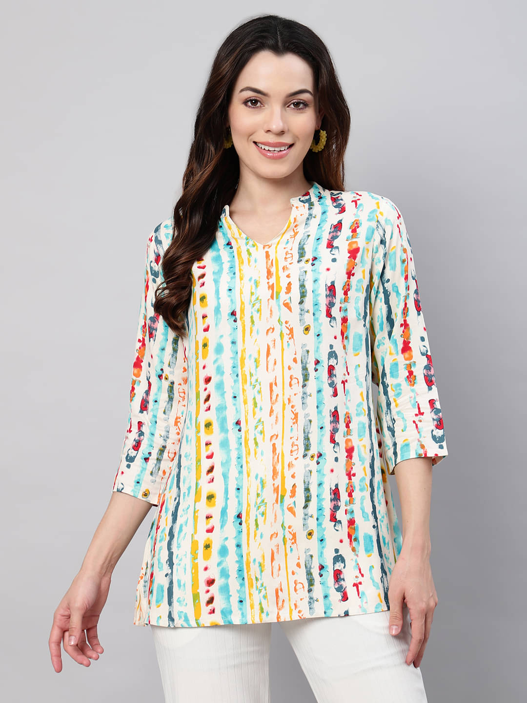 Flamboyant Green Viscose Women's Regular Top ( Pack of 1 ) Flamboyant Green Viscose Women's Regular Top ( Pack of 1 )
