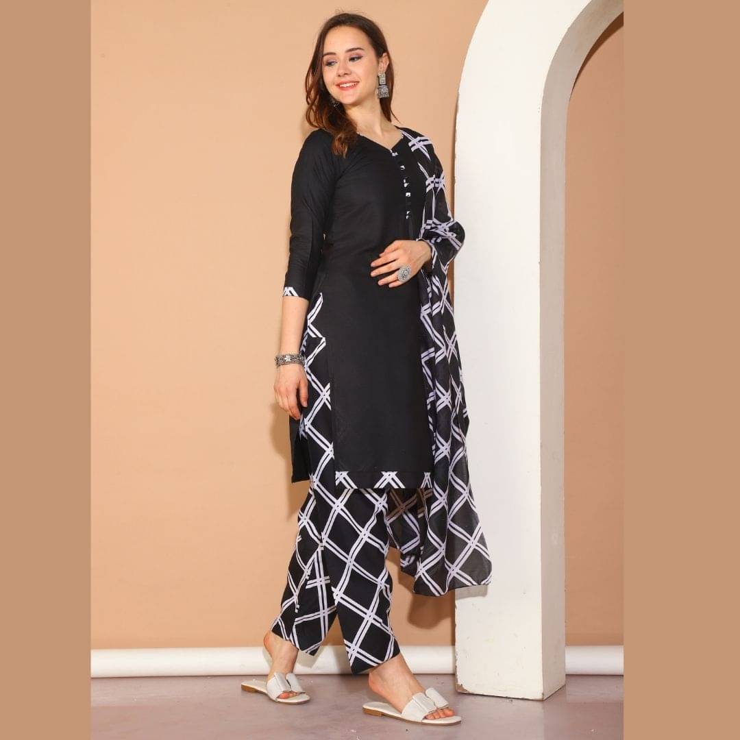 Rajnandini Women Cotton Blend Printed Straight Kurti With Patiala Salwar ( Black ) Rajnandini Women Cotton Blend Printed Straight Kurti With Patiala Salwar ( Black )