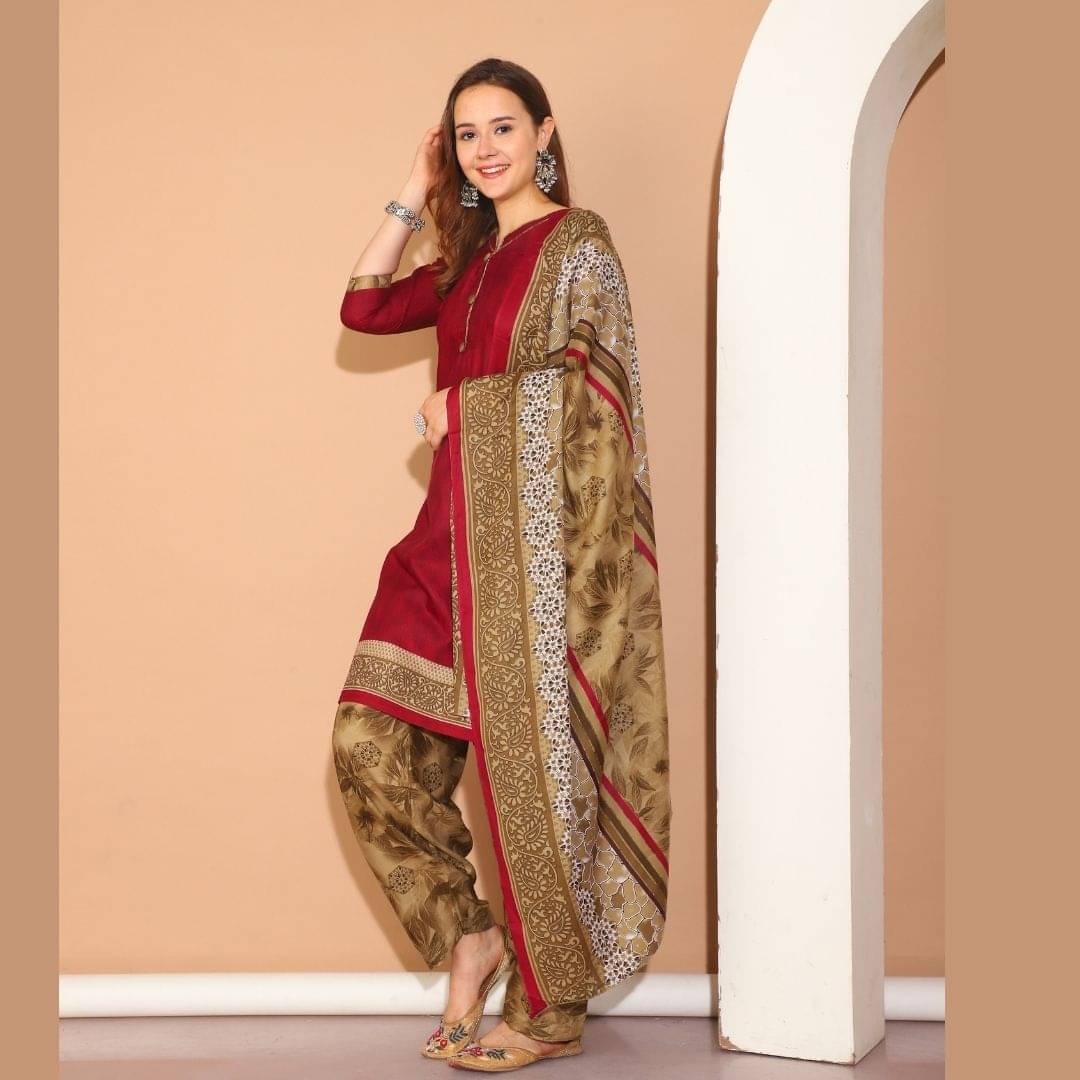 Rajnandini Women Cotton Blend Printed Straight Kurti With Patiala Salwar ( Purple )     			Rajnandini Women Cotton Blend Printed Straight Kurti With Patiala Salwar ( Purple )