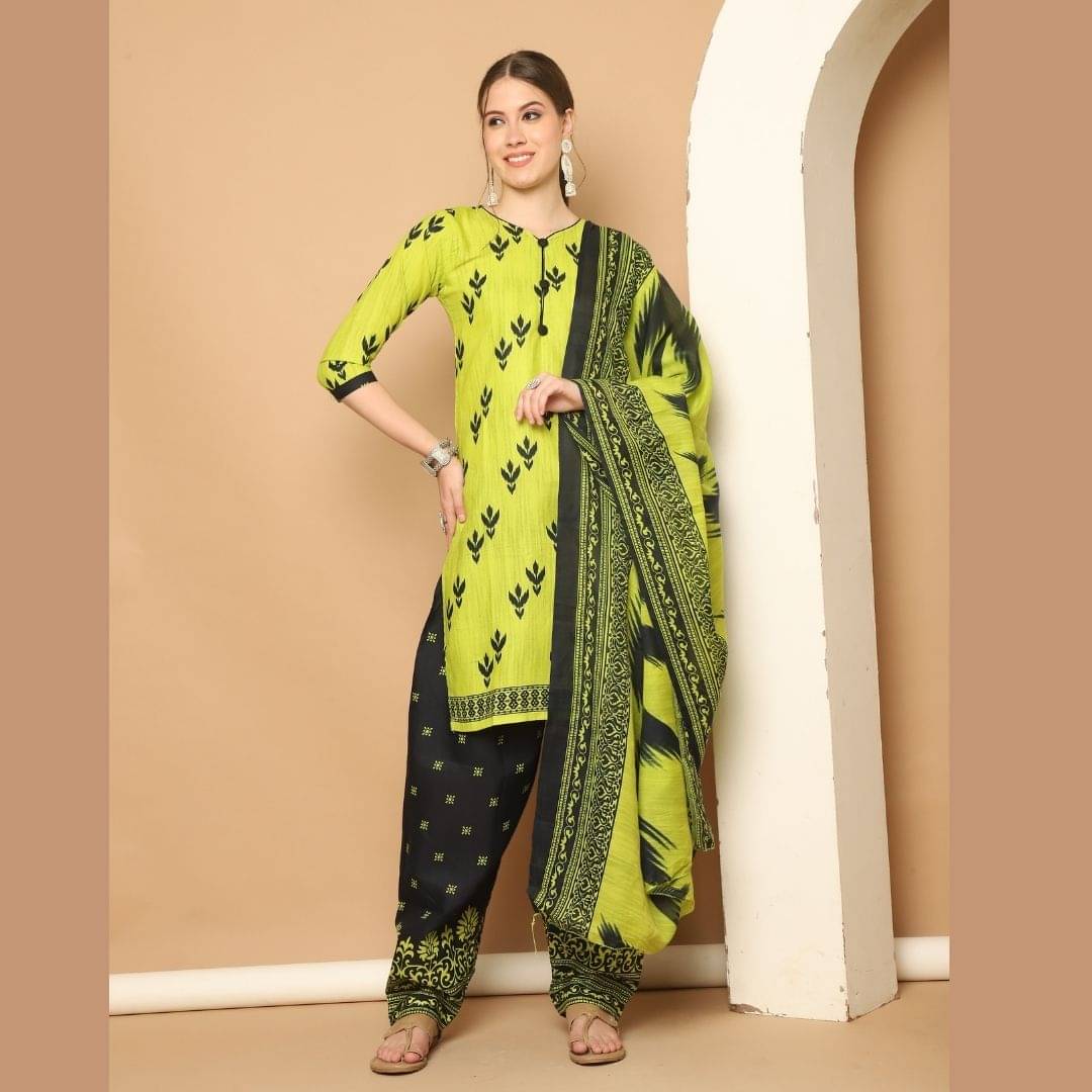     			Rajnandini Women Cotton Blend Printed Straight Kurti With Patiala Salwar ( Yellow )