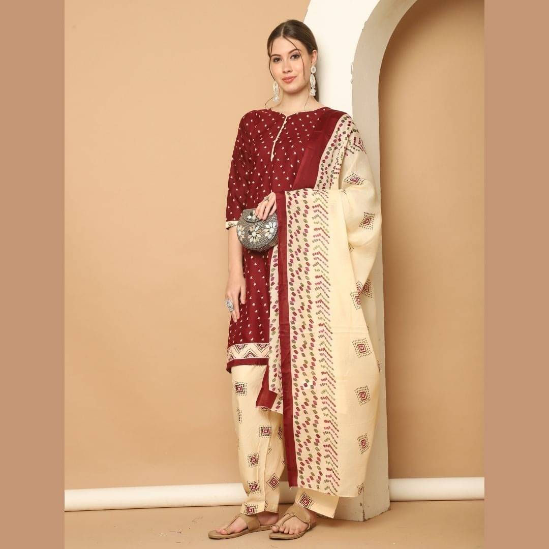     			Rajnandini Women Cotton Blend Printed Straight Kurti With Patiala Salwar ( Maroon )