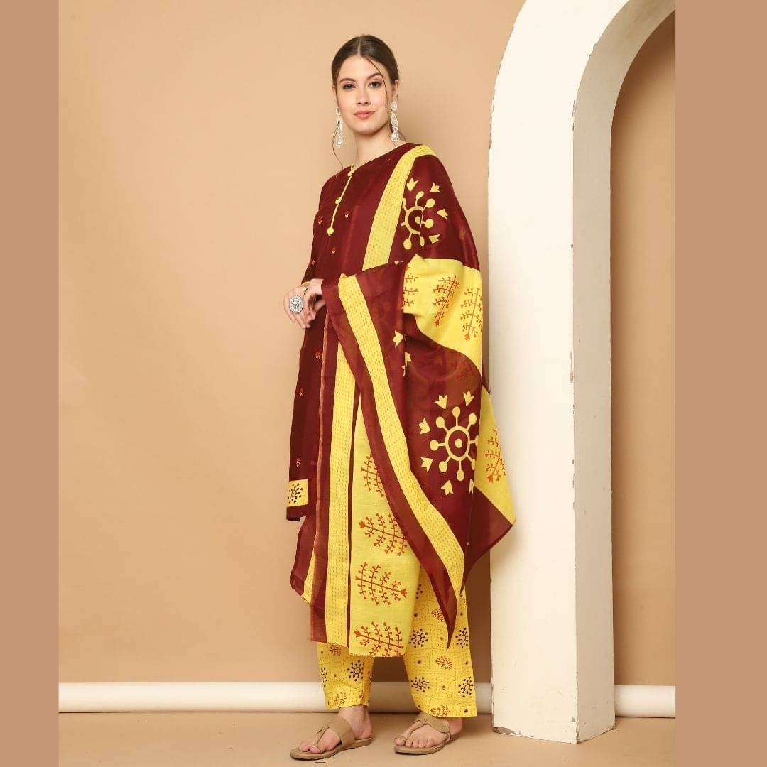     			Rajnandini Women Cotton Blend Printed Straight Kurti With Patiala Salwar ( Maroon )