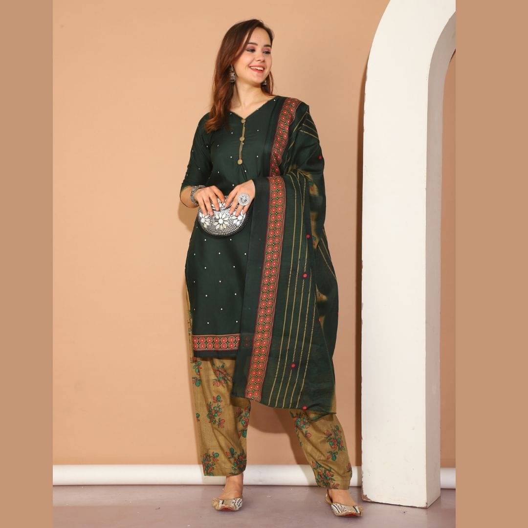 Rajnandini Women Cotton Blend Printed Straight Kurti With Patiala Salwar ( Green ) Rajnandini Women Cotton Blend Printed Straight Kurti With Patiala Salwar ( Green )