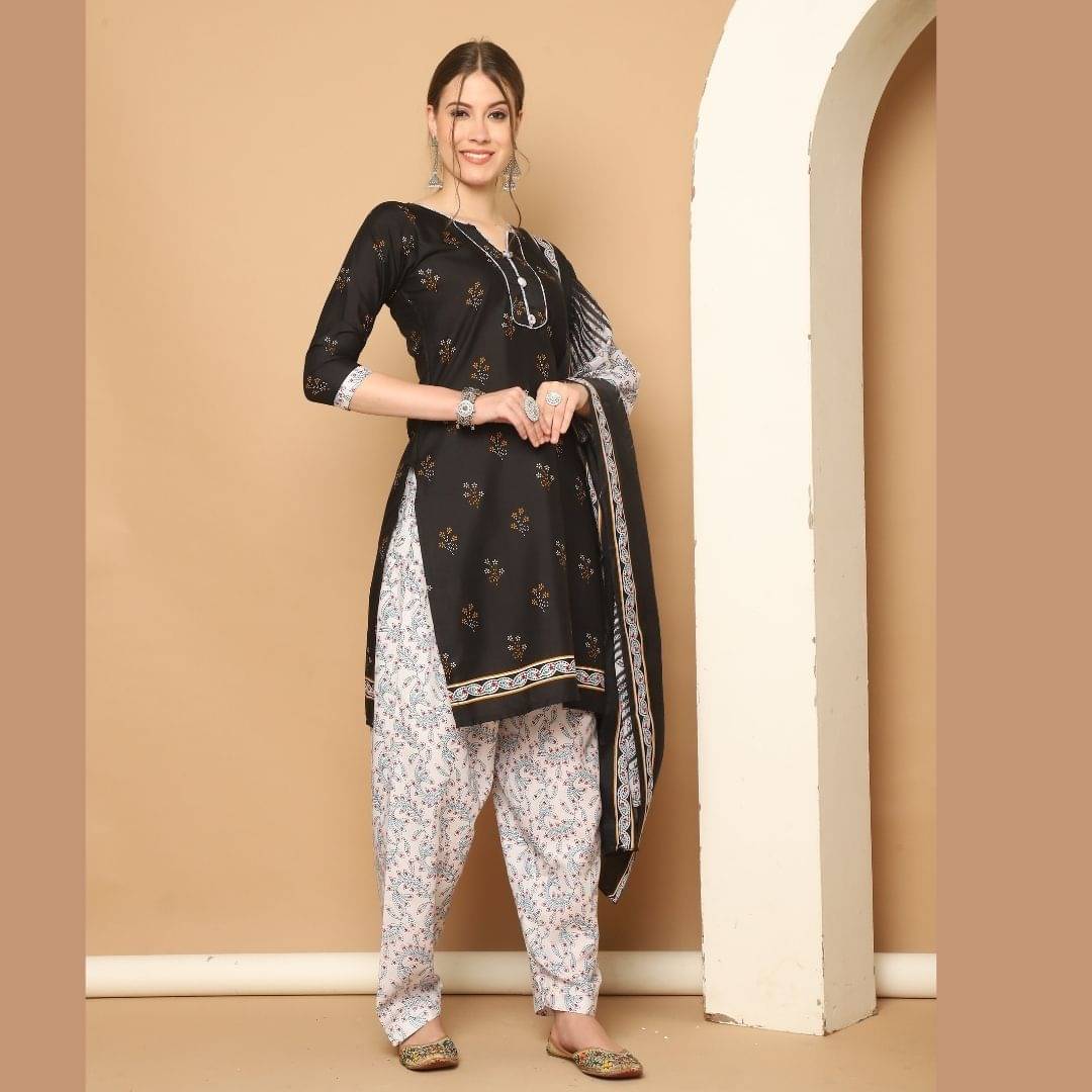 Rajnandini Women Cotton Blend Printed Straight Kurti With Patiala Salwar ( Black ) Rajnandini Women Cotton Blend Printed Straight Kurti With Patiala Salwar ( Black )