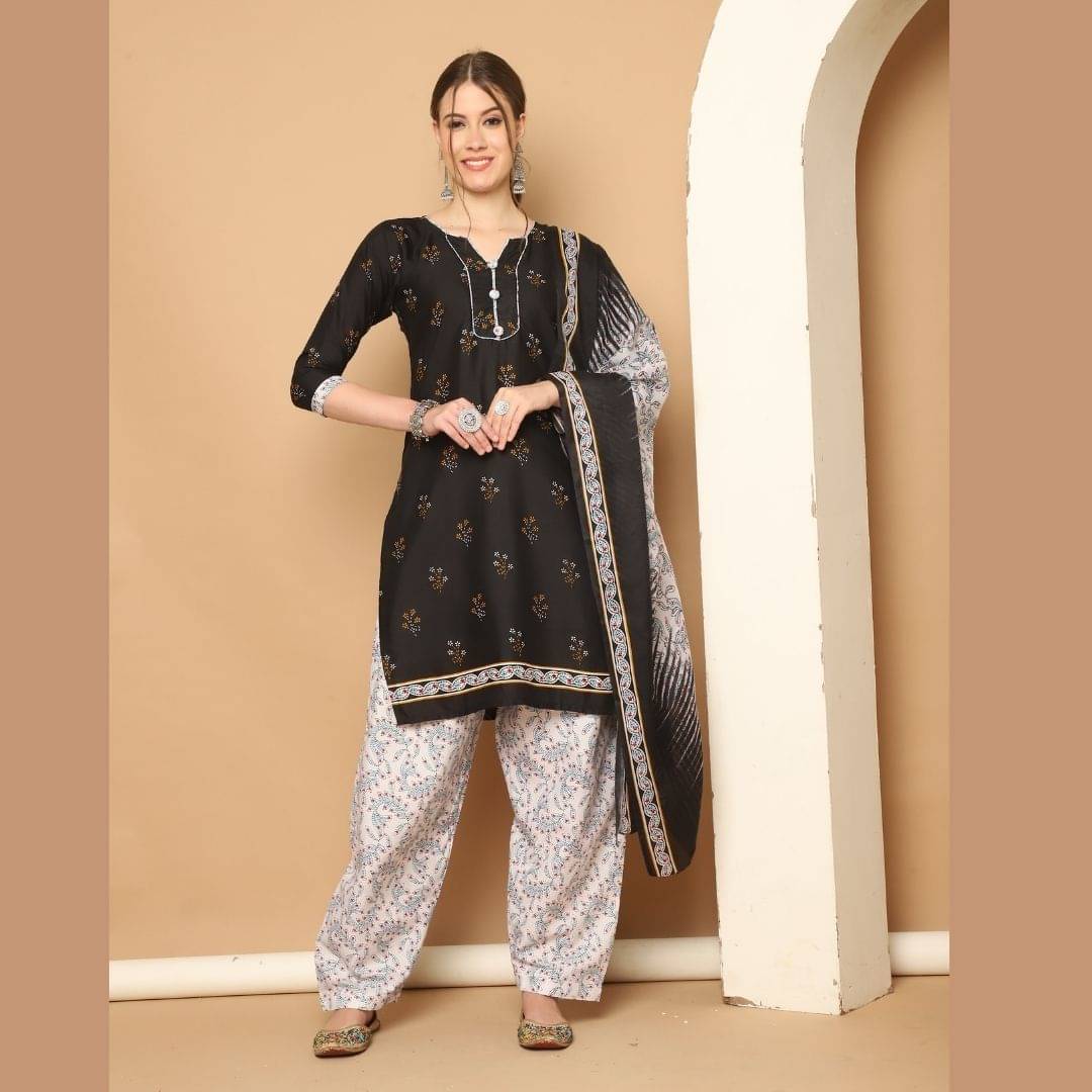     			Rajnandini Women Cotton Blend Printed Straight Kurti With Patiala Salwar ( Black )