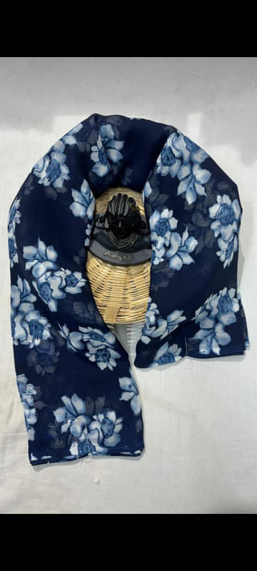 Sitanjali Georgette Printed Saree With Unstitched Blouse Piece ( Navy Blue ) Sitanjali Georgette Printed Saree With Unstitched Blouse Piece ( Navy Blue )