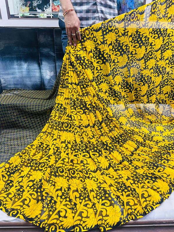     			Sitanjali Georgette Printed Saree With Unstitched Blouse Piece ( Yellow )