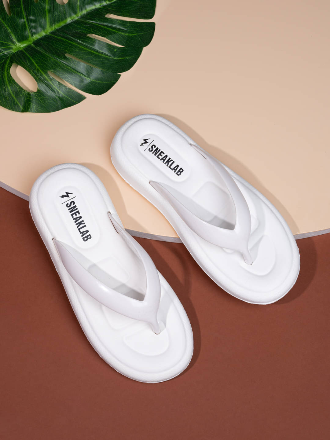     			Sneaklab White Women's Daily Slipper