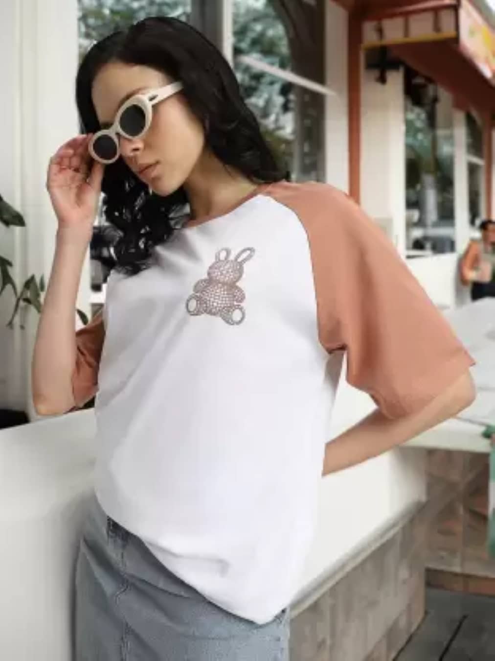 JUNEBERRY Women Cotton Colorblock Oversized Fit Round Neck T-Shirt ( White )
