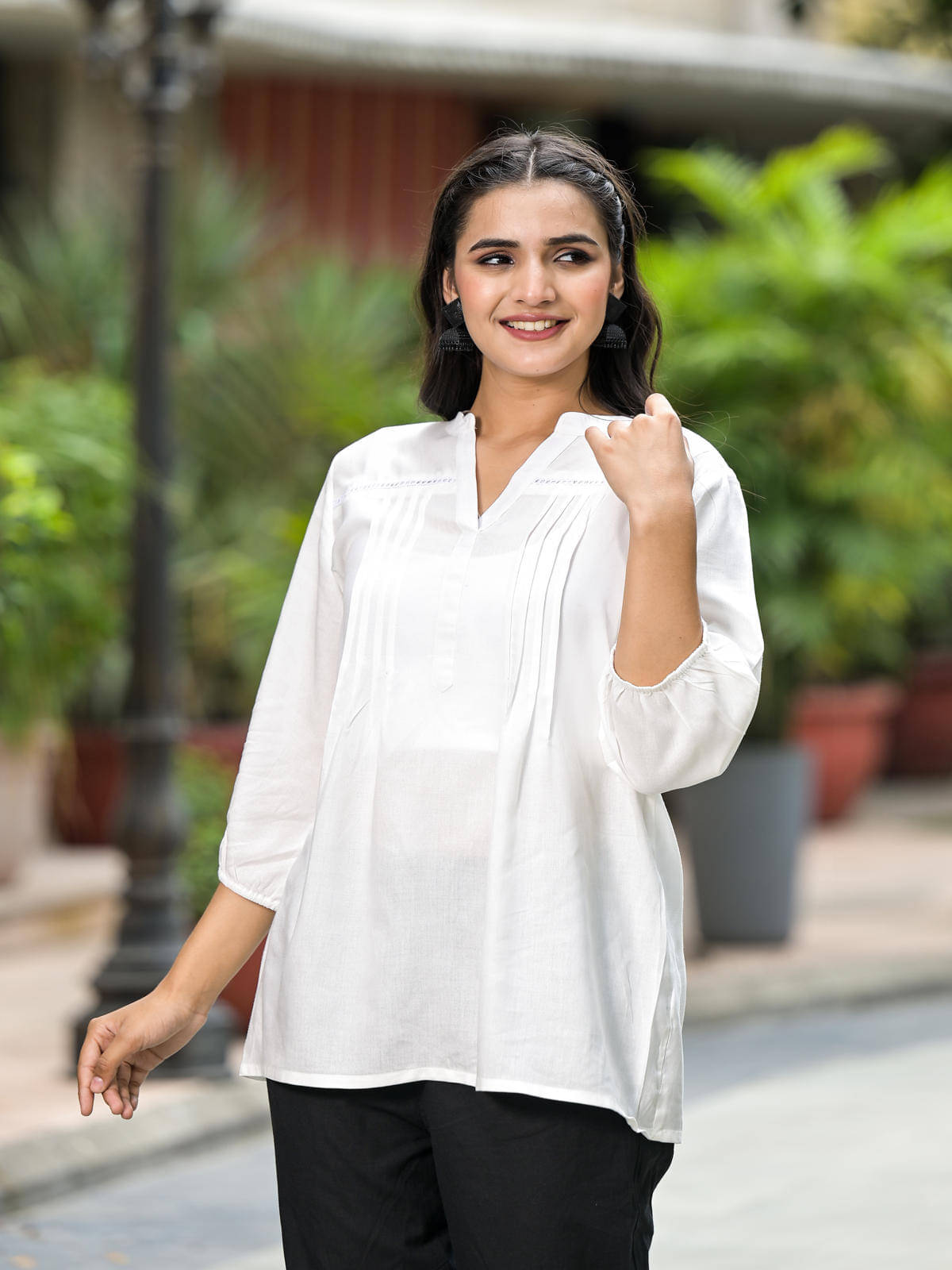 Juniper Women's Rayon Regular Top ( White ) Juniper Women's Rayon Regular Top ( White )