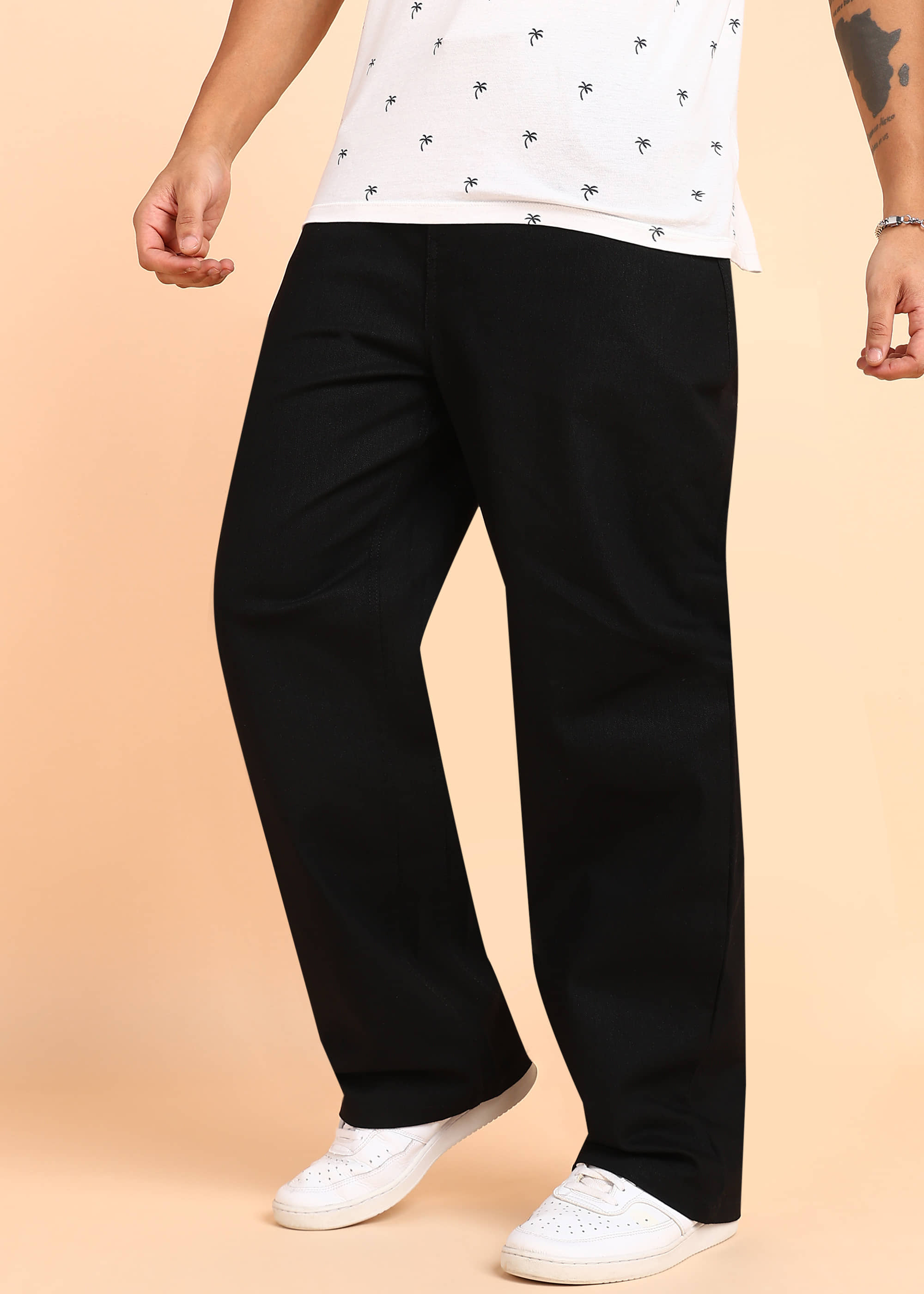 Montrez Straight Solid Men's Jeans - Black ( Pack of 1 ) - Jeans | Buy online on ZillyBuy