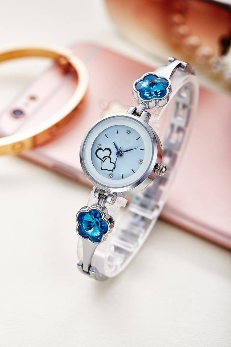     			Renaissance Traders Silver Metal Analog Womens Watch