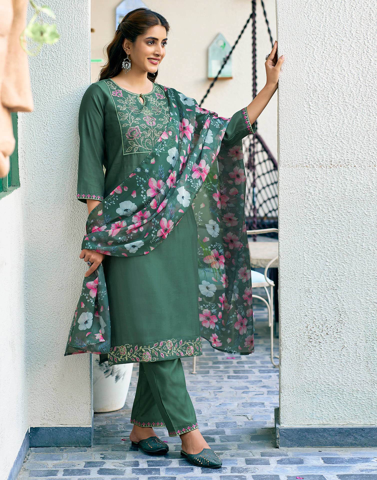 Skylee Silk Blend Embroidered Kurti With Pants Women's Stitched Salwar Suit - Green ( Pack of 1 ) Skylee Silk Blend Embroidered Kurti With Pants Women's Stitched Salwar Suit - Green ( Pack of 1 )