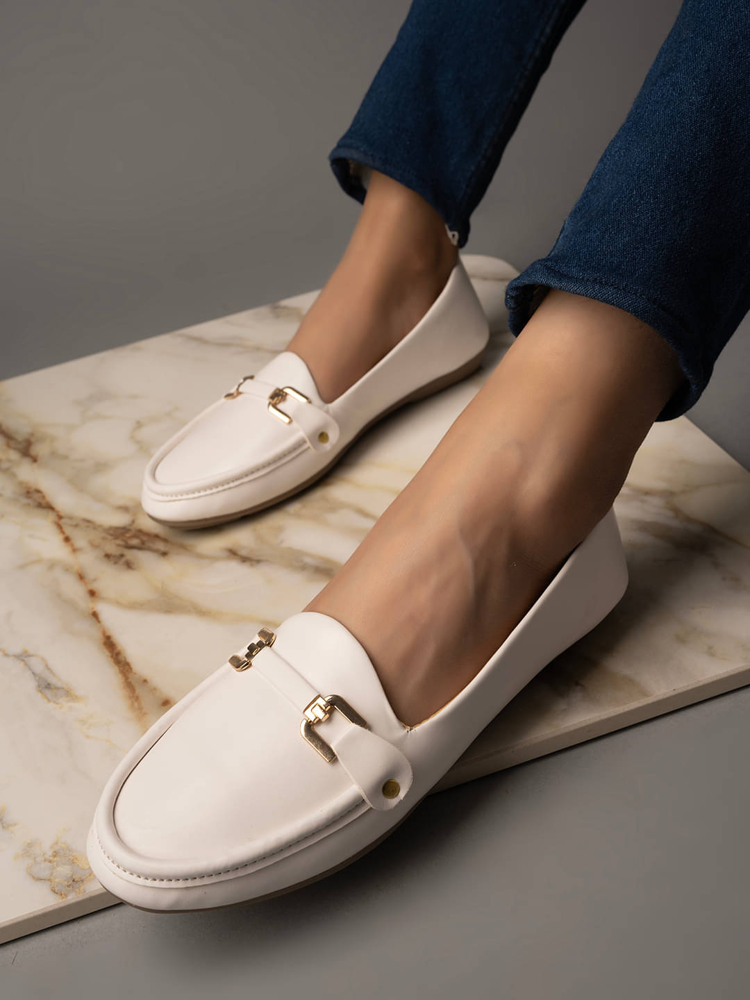     			Stylestry White Women's Casual Ballerinas