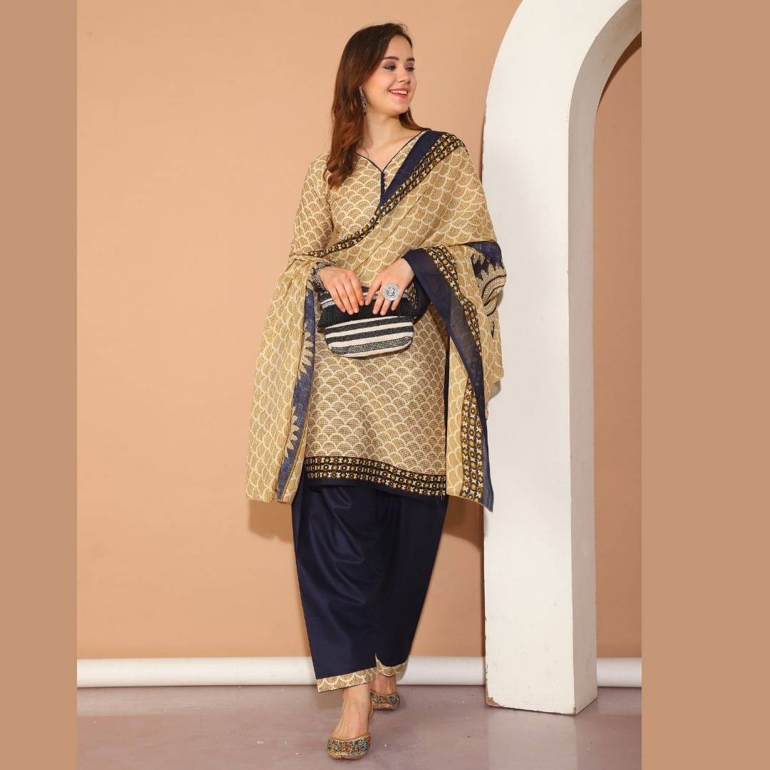 wonder weave Women Cotton Blend Printed Straight Kurti With Patiala Salwar ( Beige )     			wonder weave Women Cotton Blend Printed Straight Kurti With Patiala Salwar ( Beige )