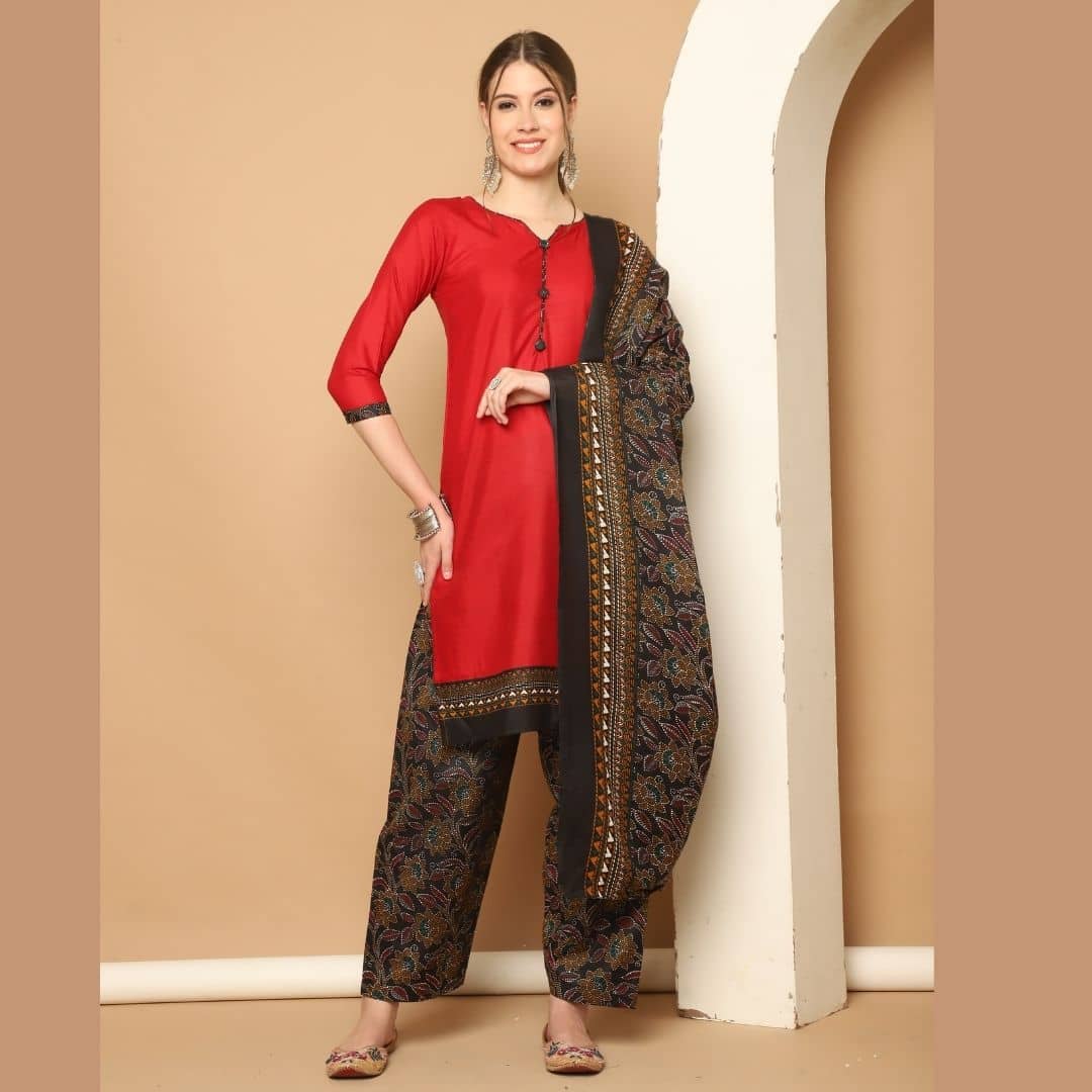 wonder weave Women Cotton Blend Printed Straight Kurti With Patiala Salwar ( Maroon )