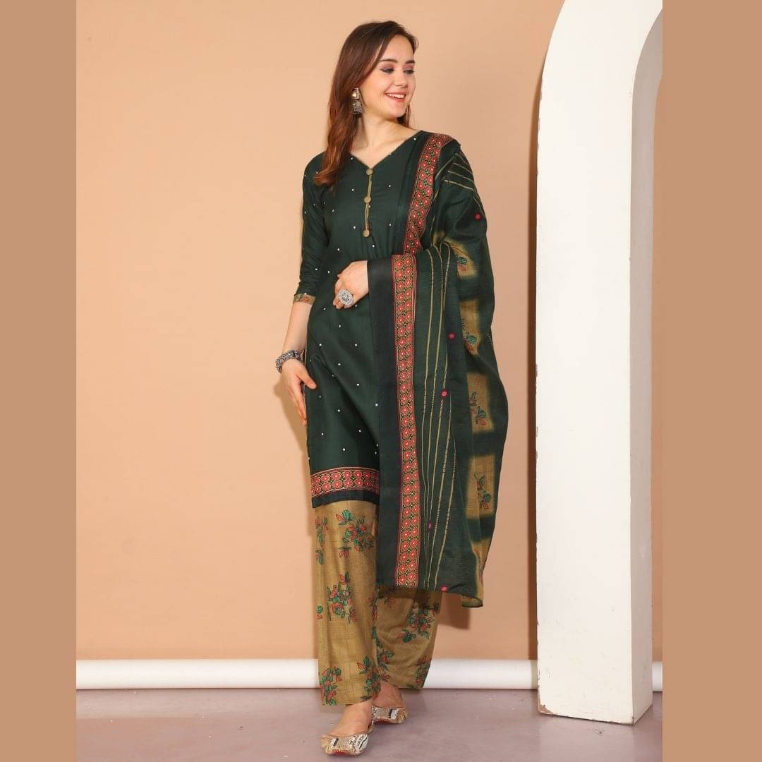     			wonder weave Women Cotton Blend Printed Straight Kurti With Patiala Salwar ( Green )