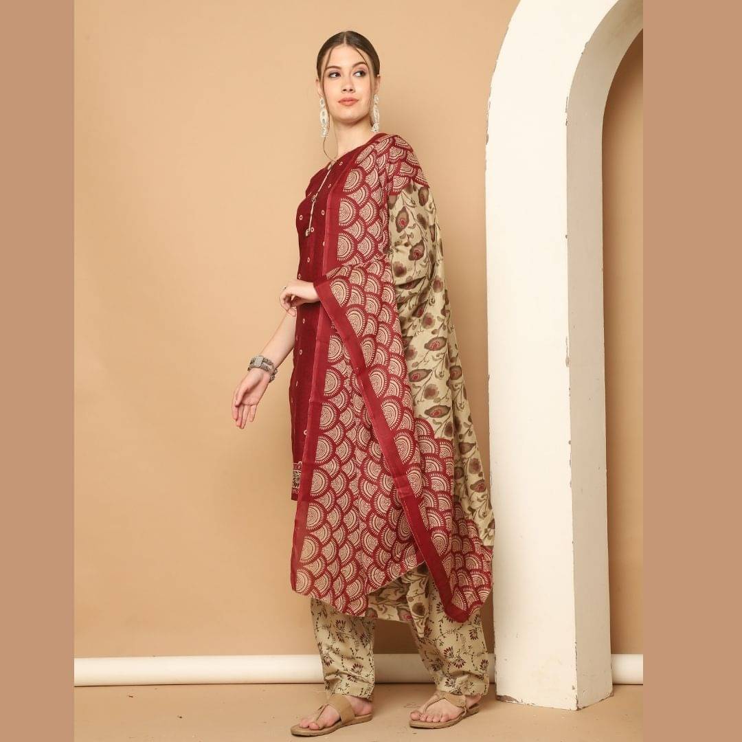 wonder weave Women Cotton Blend Printed Straight Kurti With Patiala Salwar ( Maroon )     			wonder weave Women Cotton Blend Printed Straight Kurti With Patiala Salwar ( Maroon )